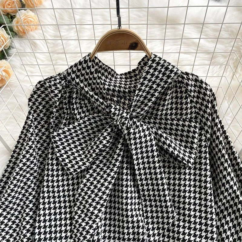 Korean Fashion Female Houndstooth Print Bow Blouse Autumn Sweet Lantern Sleeve Loose All-match Lace Up Shirt Women\'s Clothing