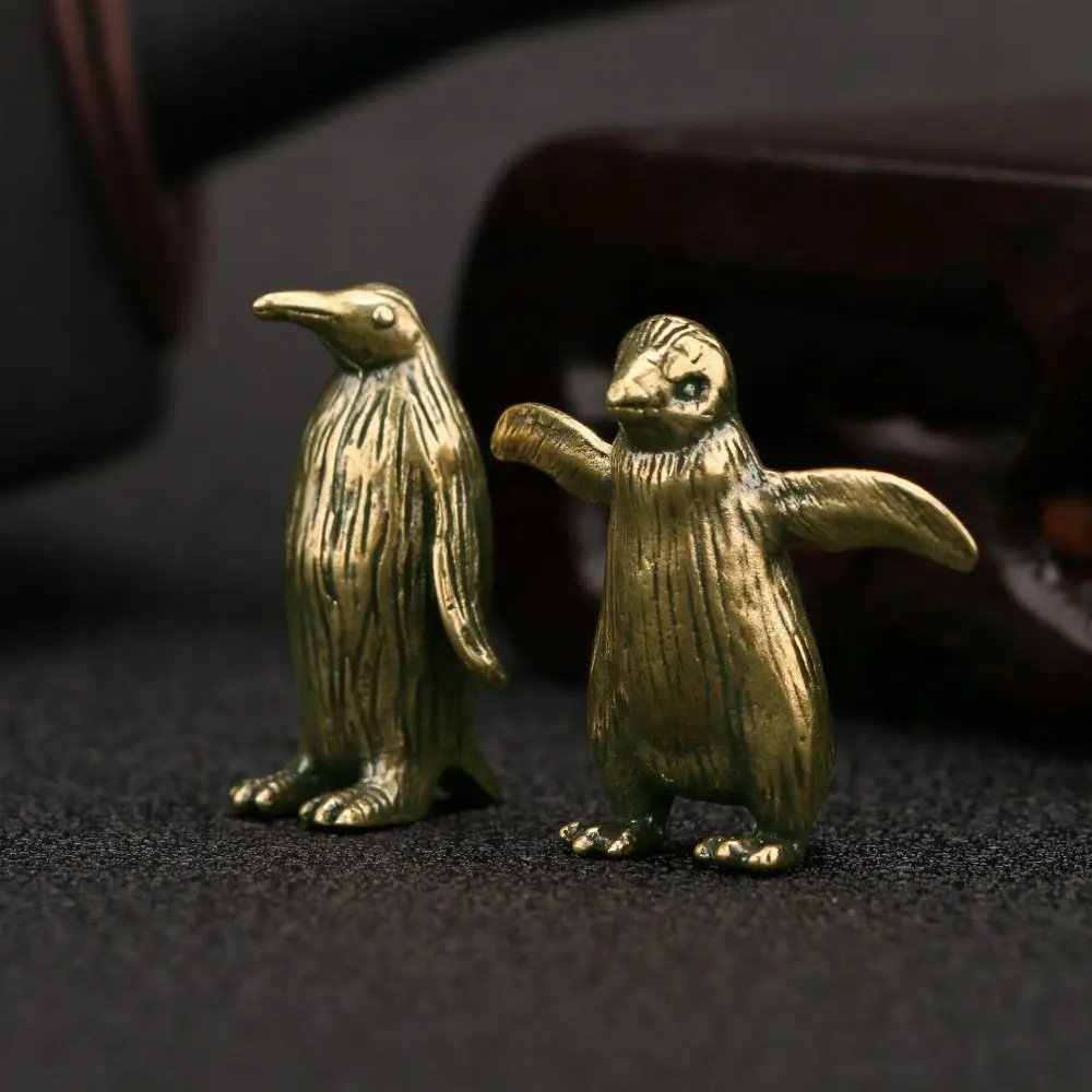 

Tea Pet Solid Copper Brass Penguin Handheld Antique Penguin Sculpture Small Crafts Collection