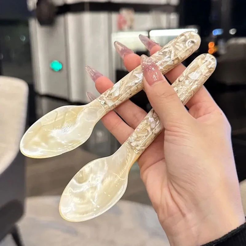 Light Luxury Vietnam Handmade Fragmented Flower Conch Characteristic Shell Dessert Spoon Simple Household Exquisite Tableware