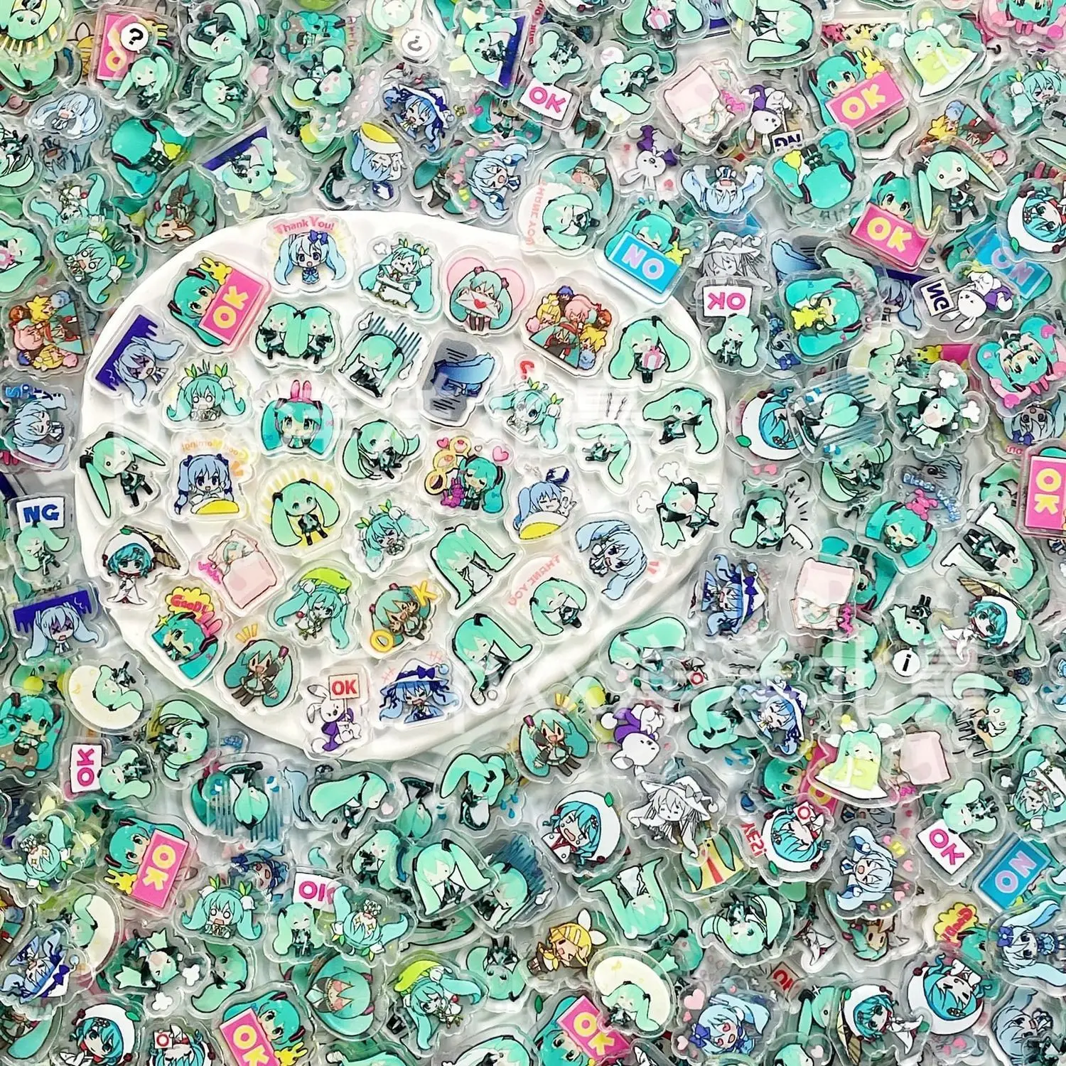 1cm 2cm 4cm single-layer Hatsune Miku acrylic pieces for DIY handmade hair clips and rings, free extras, gift for friends