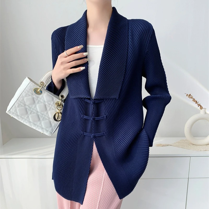 

Miyake Pleated Jacket Women's 2026 New New Plate Button Cardigan Long Sleeve Tops Simple Casual Large Size Daily Commuter Coat