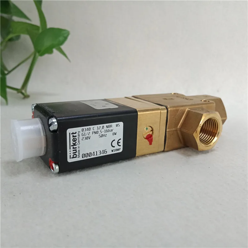 0340 Two Position Three Way Servo Piston Solenoid Valve Solenoid Valve Voopoo