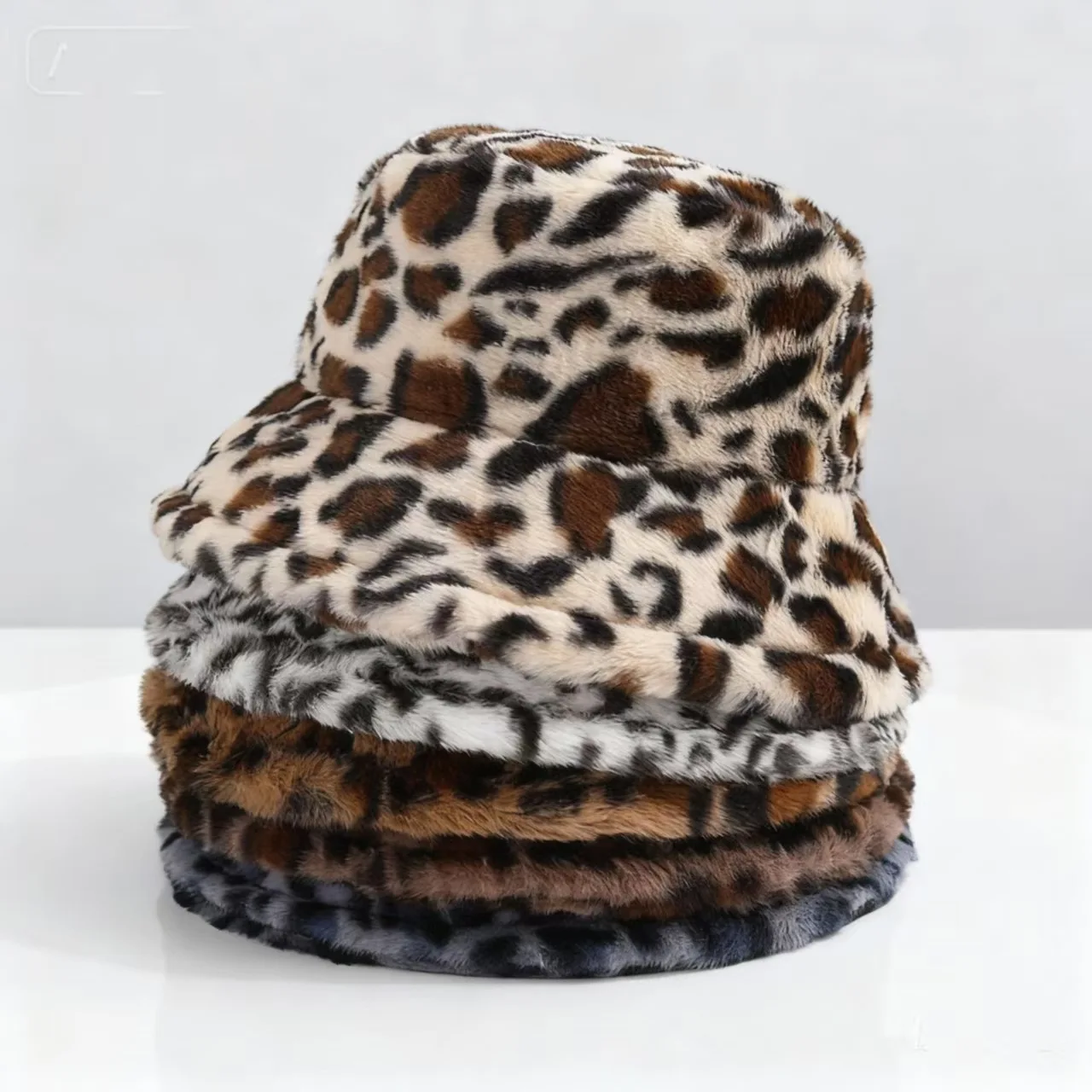 Leopard Print Fisherman Hat Women's Winter Versatile Keep Warm Basin Caps Men's Autumn Plush Tidal Current Bucket Hats