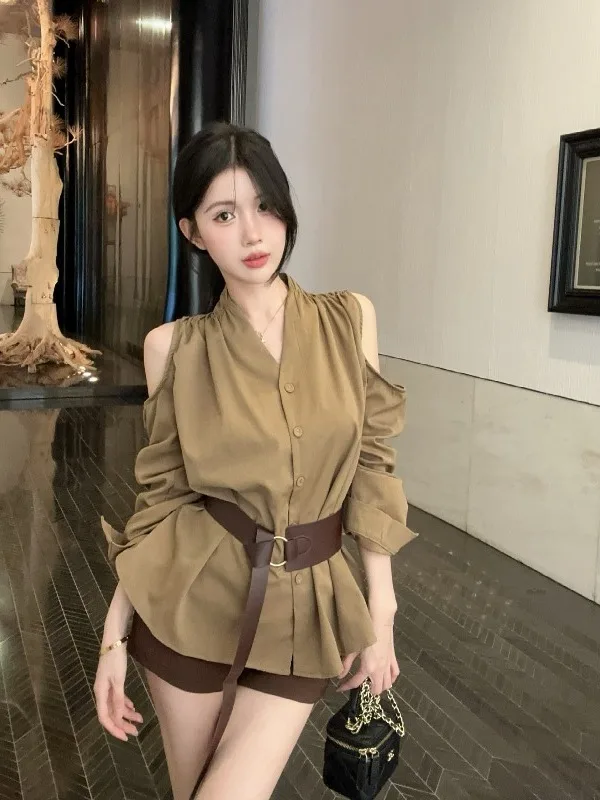 

Stylish V-Neck ShoulderBared Shirt for Women Autumn Season Irregular WaistCinching Design with Belt Sexy Style Silk Material