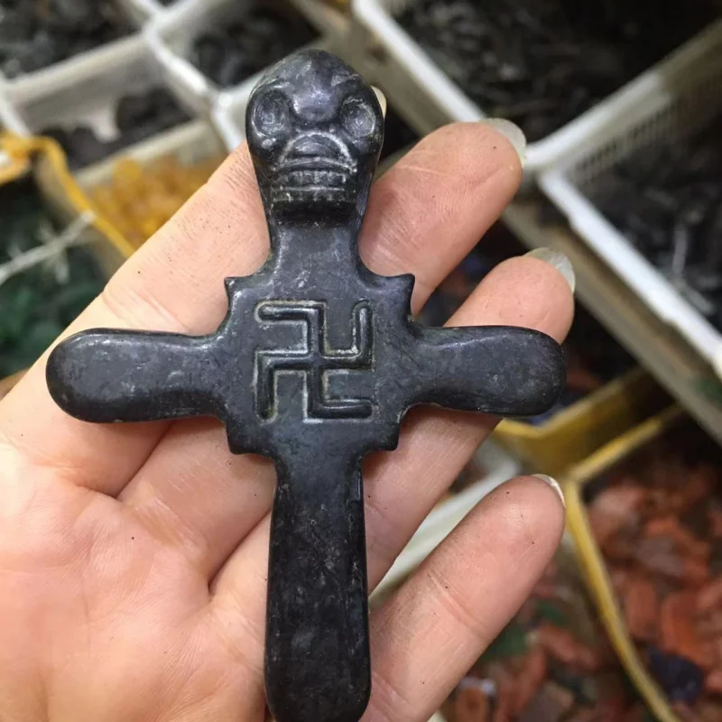 Hongshan Culture Meteorite Iron Ore Tibetan Antique-Style Pendant and Handheld Ornament