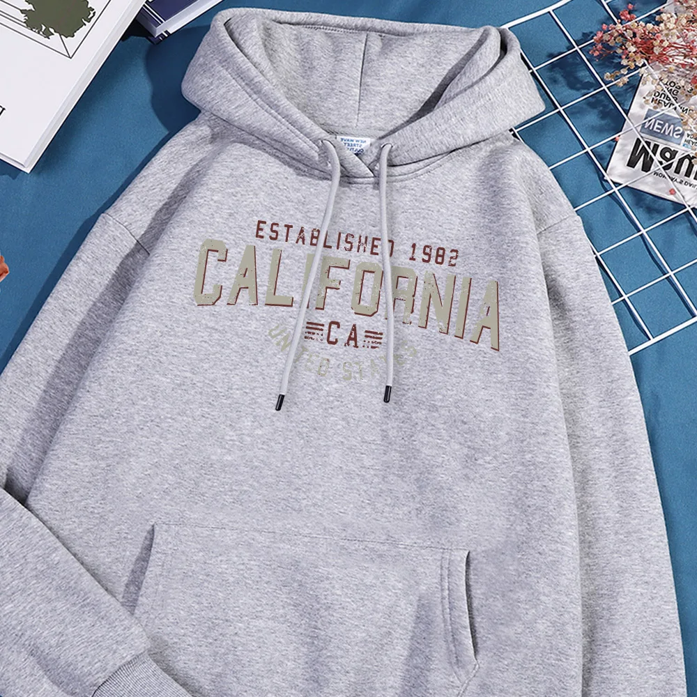 1982 California United States Hoodie Men Street Fleece Hoodies Flexible Comfort Pullover British Style Hoody Autumn New Clothing