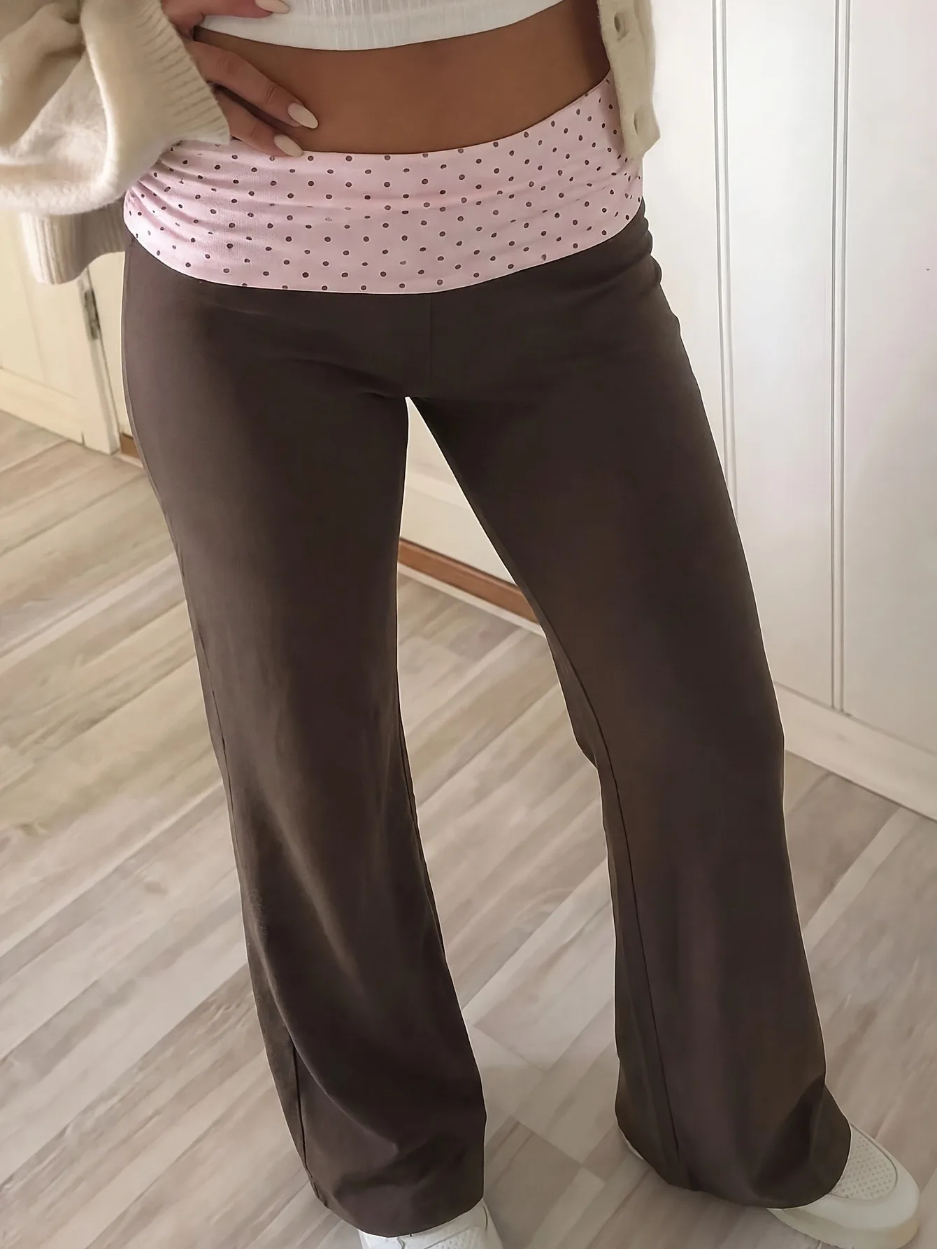 Einteilige Schlaghose für Mädchen, rosa gepunkteter, umklappbarer Bund, weiche, lässige Hose aus Modal mit hoher Taille und weitem Bein – Detail 4