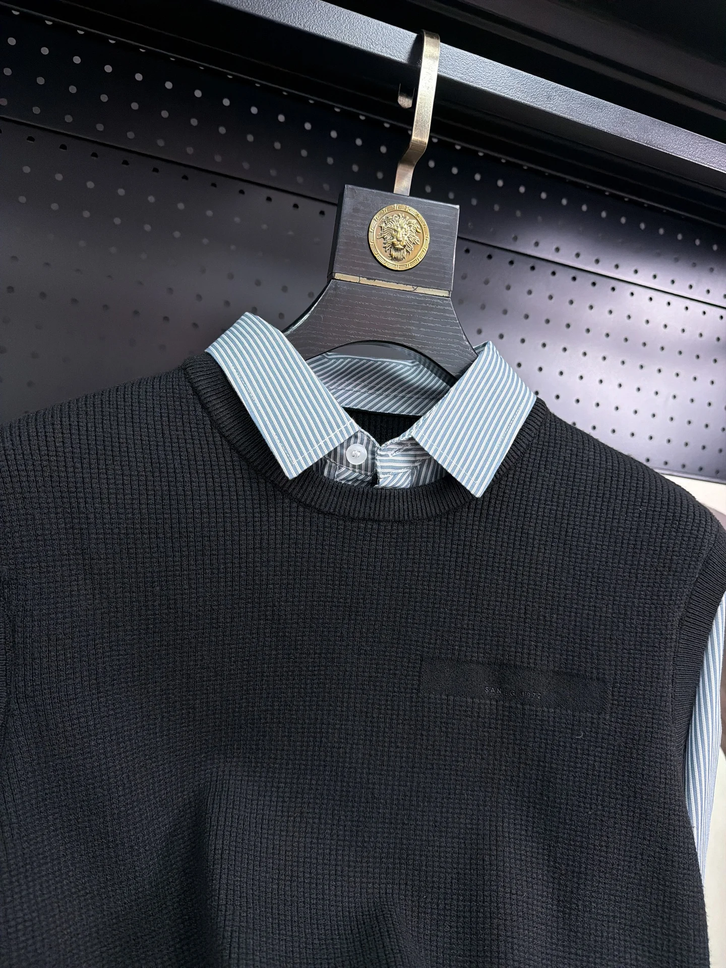 Men's Fashionable Knitted Sweater Layering Style Versatile Autumn Winter  Neck Soft Breathable Regular Fit Chinese Brand