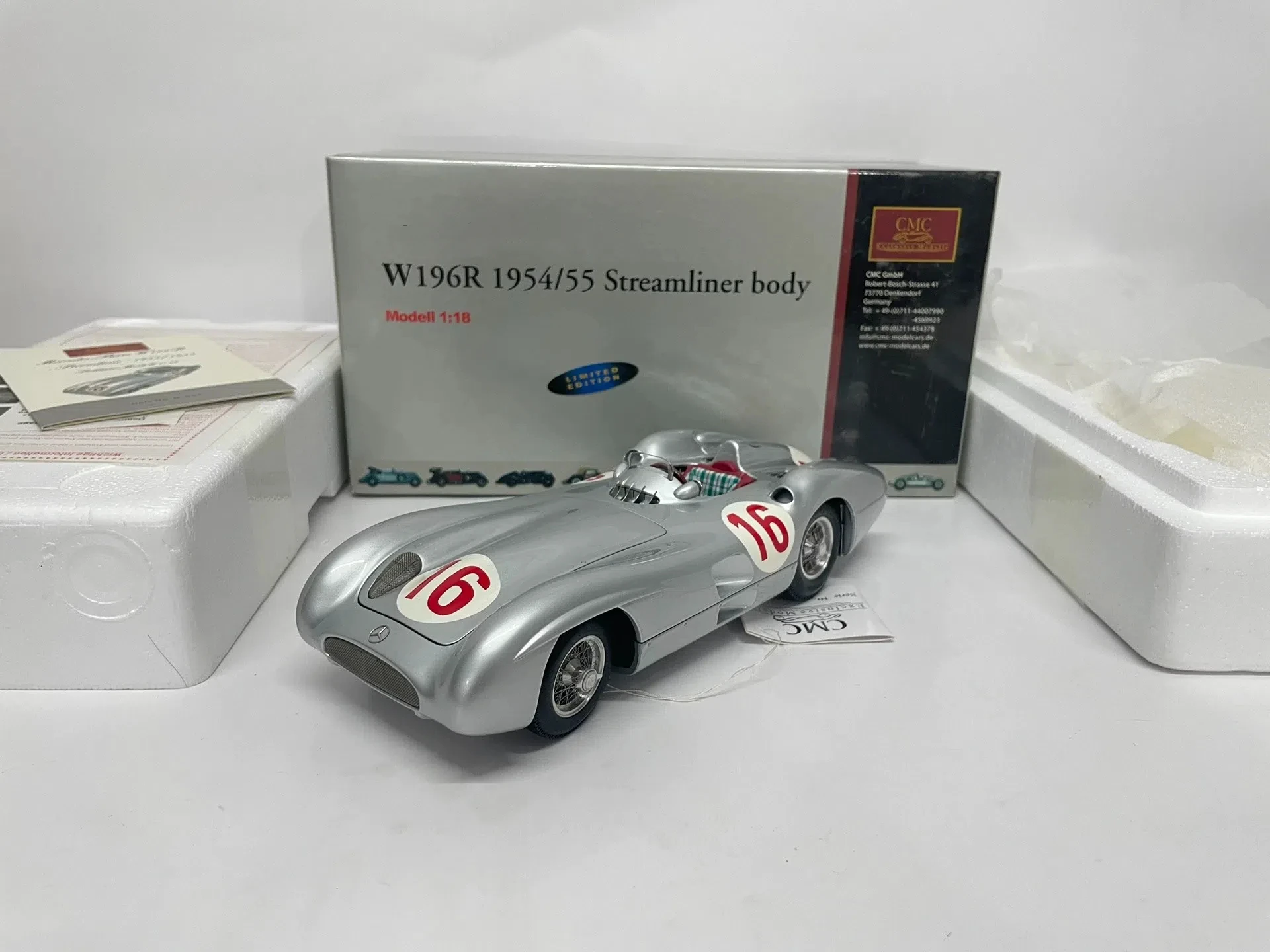 

CMC 1:18 W196R 1954 #16 Simulation Limited Edition All Open Alloy Metal Static Car Model Toy Gift