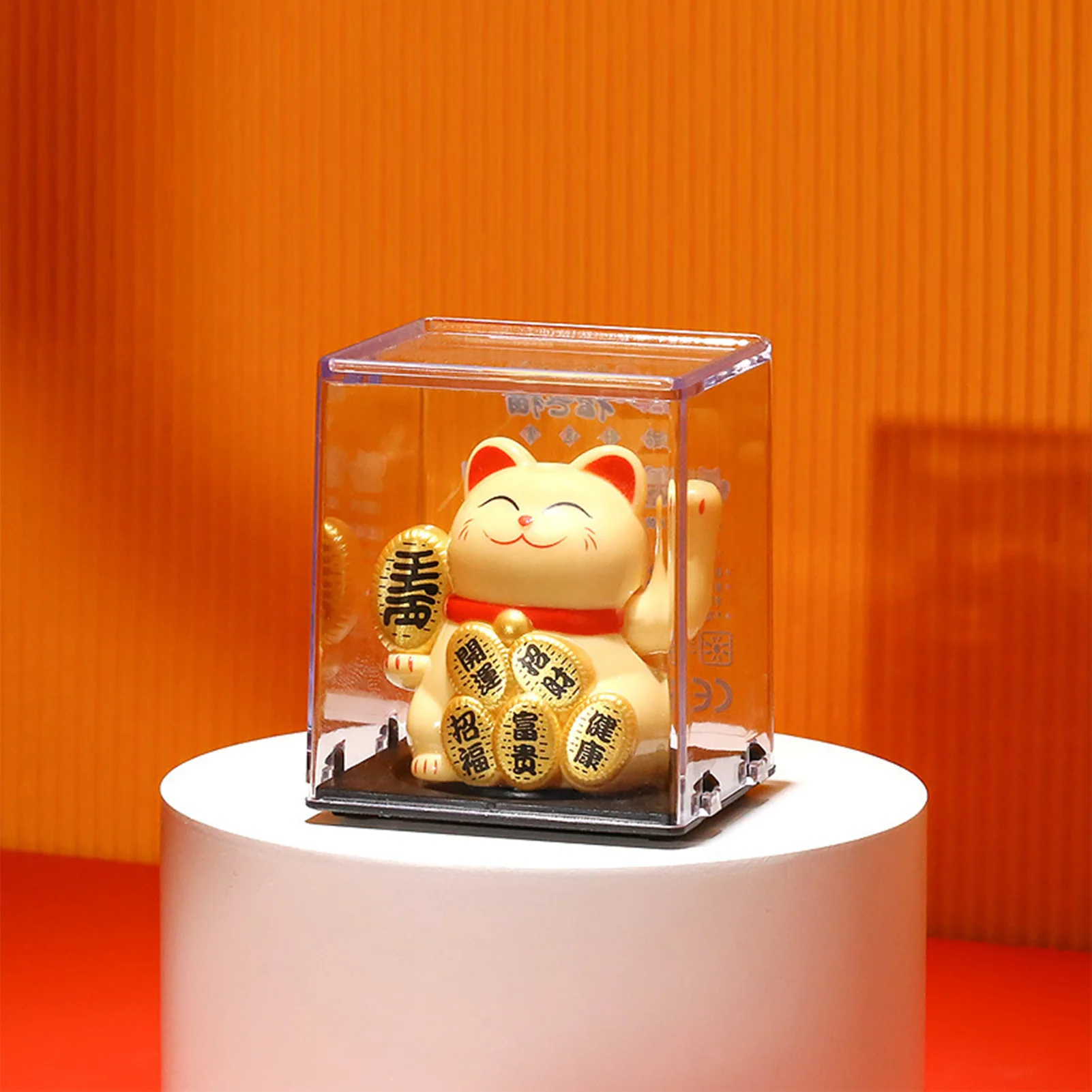 2 Inch Lucky Cat Ornament Solar Powered Waving Hand Plastic Lucky Cat Decorations Crafts Chinese Car Office Desktop Figurines
