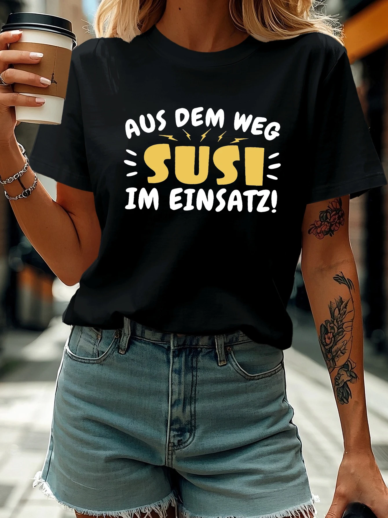 AUS DEM WEG SUSI IM EINSATZ! تي شيرت مطبوع عليه حروف، قميص كاجوال بأكمام قصيرة ورقبة دائرية للصيف والربيع، ملابس نسائية #1