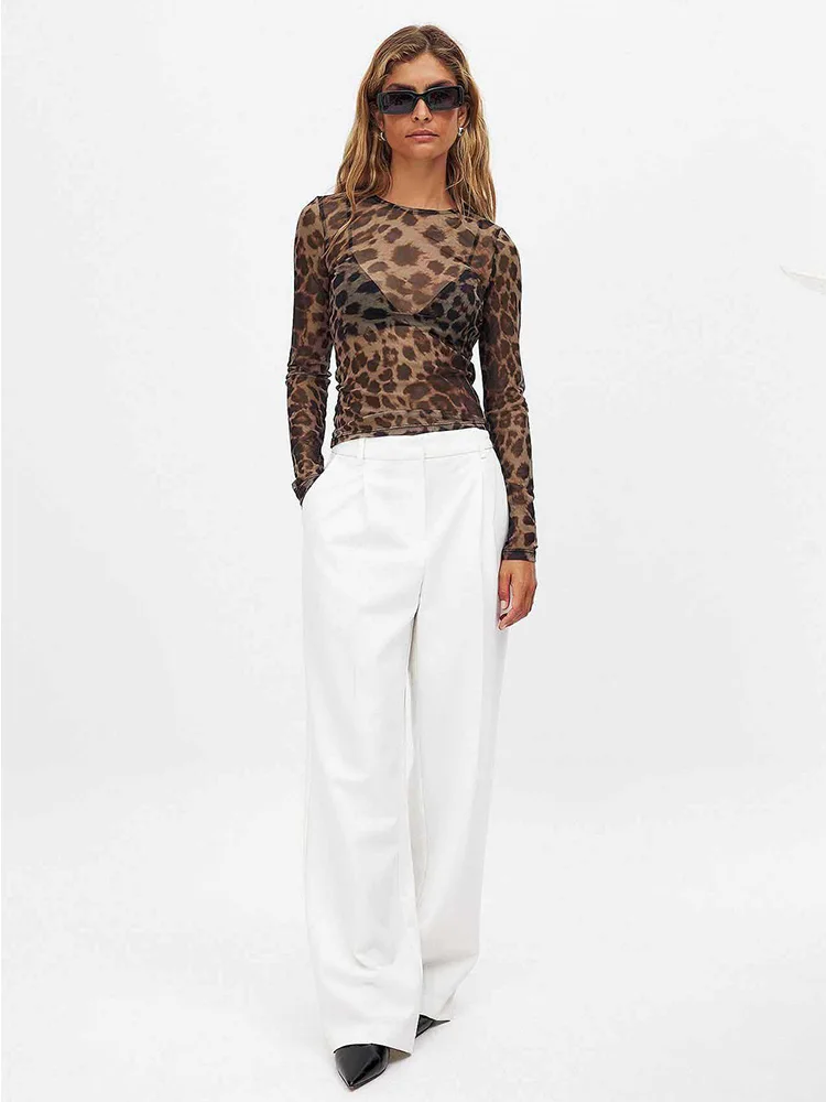 Why the Top Babe Mesh Leopard Crop Top Is a Must-Have for Streetwear Style in 2024