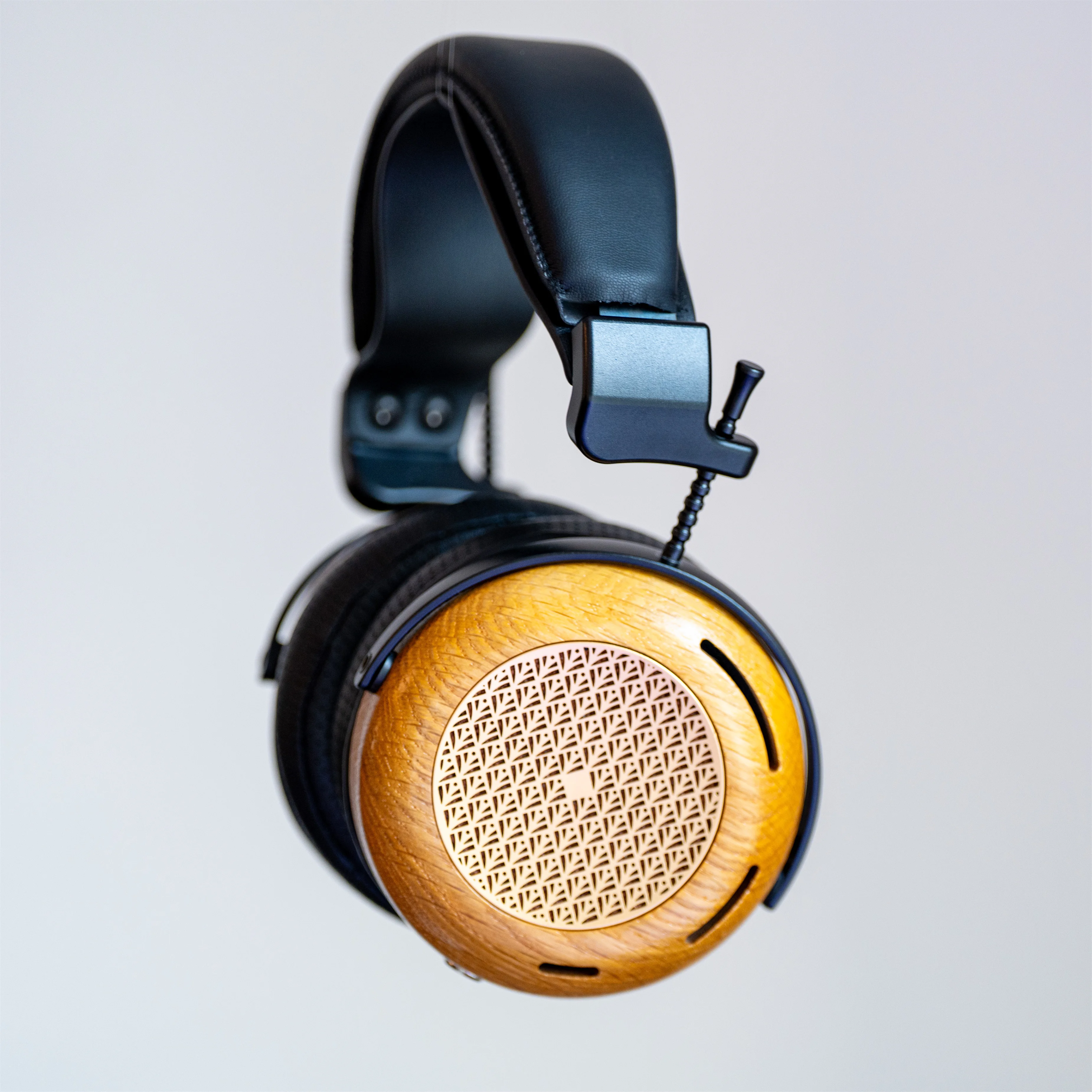 Geekyaudio Stealth Magnet Plan - Studio Headphones Monitoring Open Back review and price