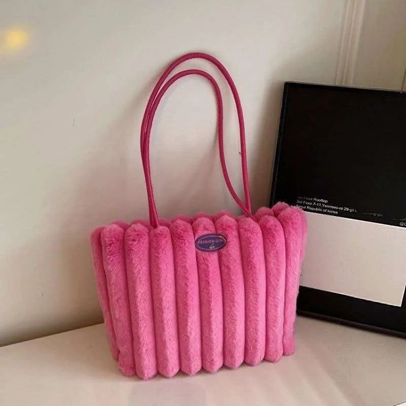 Large capacity bag, women's fashionable texture, portable shoulder bag, versatile underarm tote bag