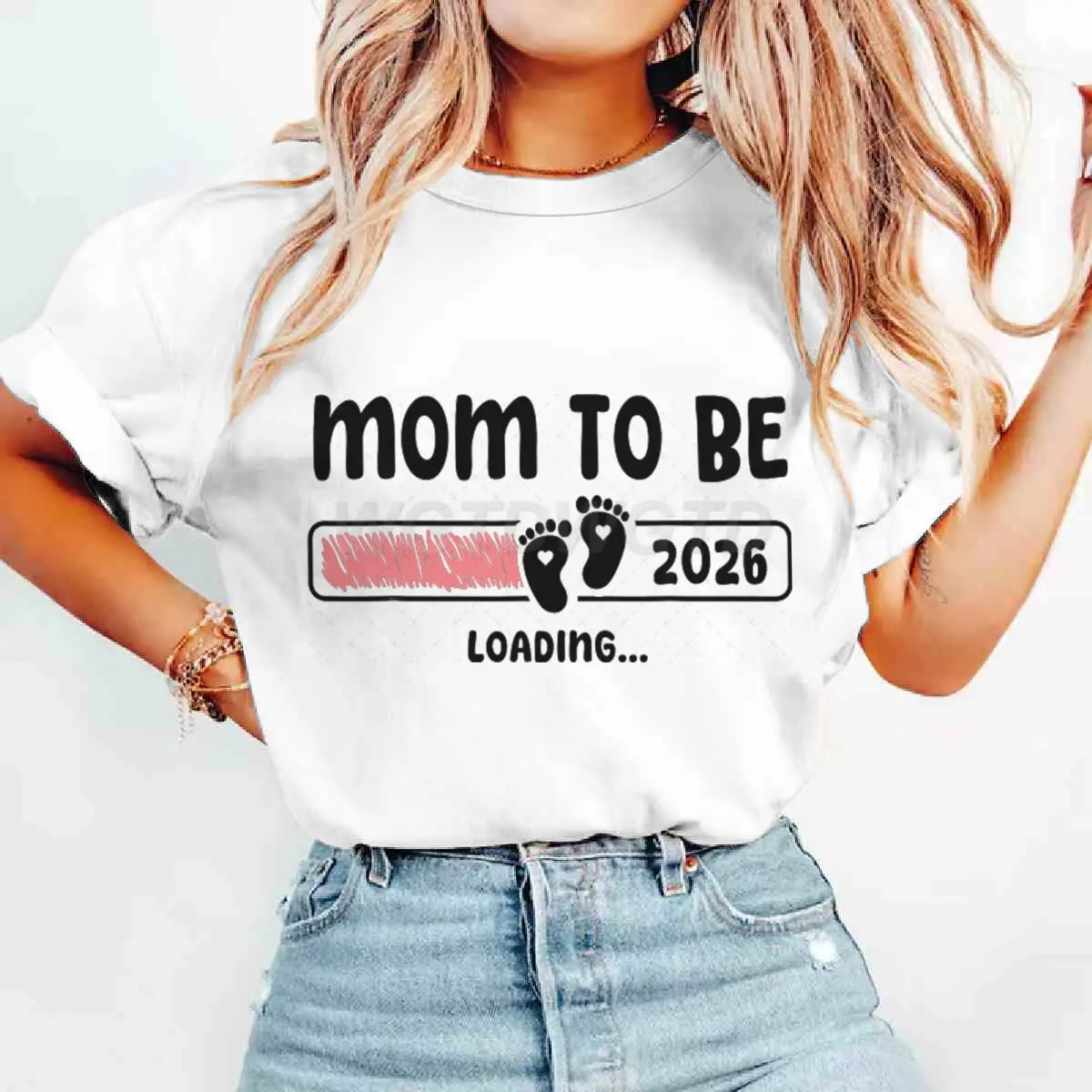 Mom To Be 2026 Loading... T-Shirt Crew Neck Short Sleeve Tee Mom To Be 2026 T-Shirt Casual Daily Wear Pregnancy Graphic Tee