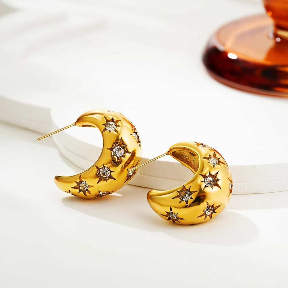 Irregular Fan Threaded Metal Hoop Earrings For Women Vintage Gold Plated Hammered Texture Fashion Charm Jewelry