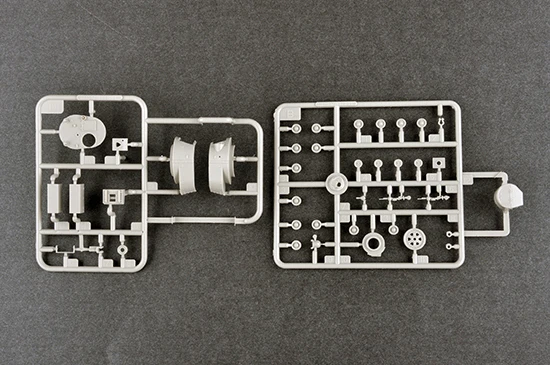 Trumpeter 07151 1/72 Scale Soviet T28 T-28 Medium Tank Riveted Assembly Plastic Military Toy Handicraft Model Building Kit