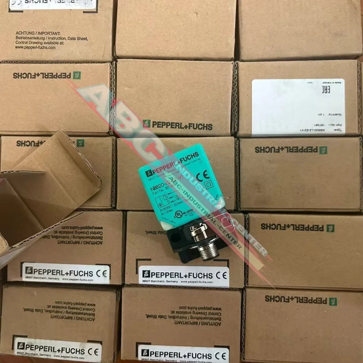 

NBB20-U1-UU NBB5-18GM40-Z0 Safety barrier new in box