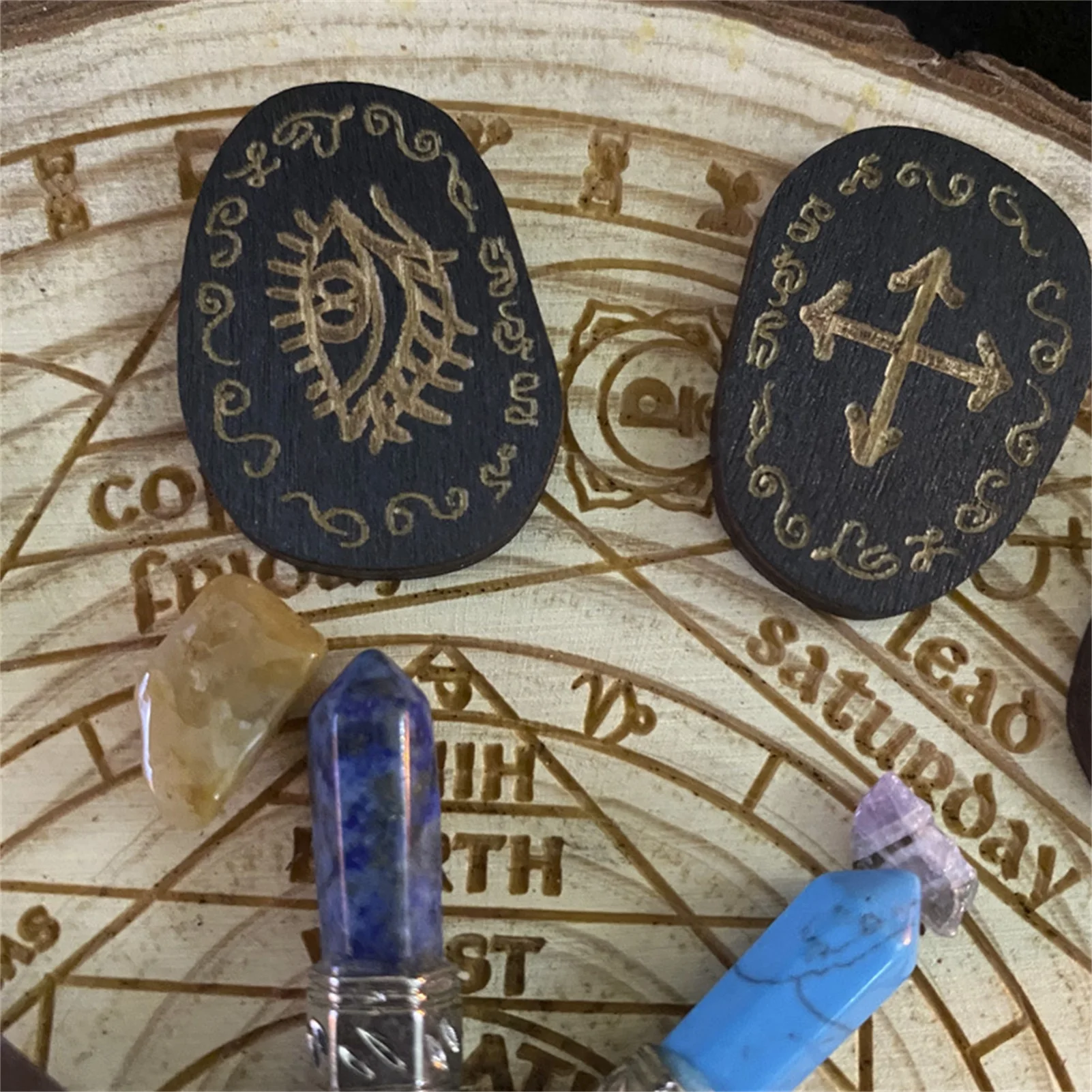 Ensemble de runes de sorcière, 25 pièces, Runes artisanales de sorcière en bois avec disque, fournitures de sorcière décoratives avec Inscriptions immortelles, outils artisanaux  15