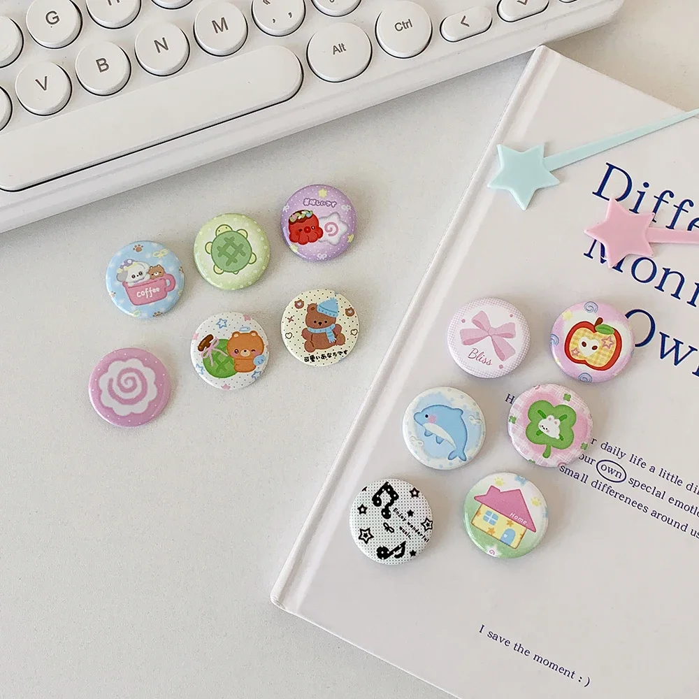 6 قطعة/المجموعة Ins نمط أربع أوراق البرسيم 25 مللي متر شارة صغيرة صغيرة العتيقة بروش الديكور شارة فتاة حساب اليد شارة دعوى #2