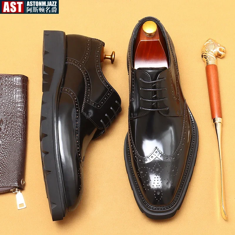 Brogue Men Wedding Dress Shoes Fashion Genuine Leather Round Head Lace Up Business Shoe Formal Black Brown Color Party Shoes