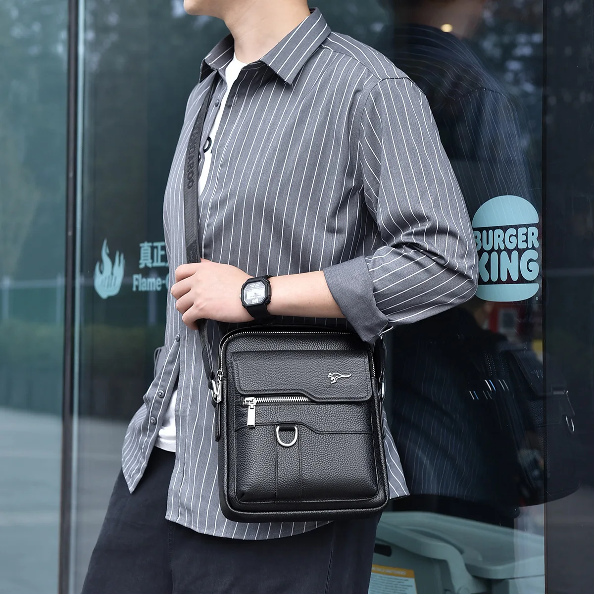 Genuine leather single-shoulder bag, crossbody bag, top layer cowhide hand shoulder, large-capacity backpack