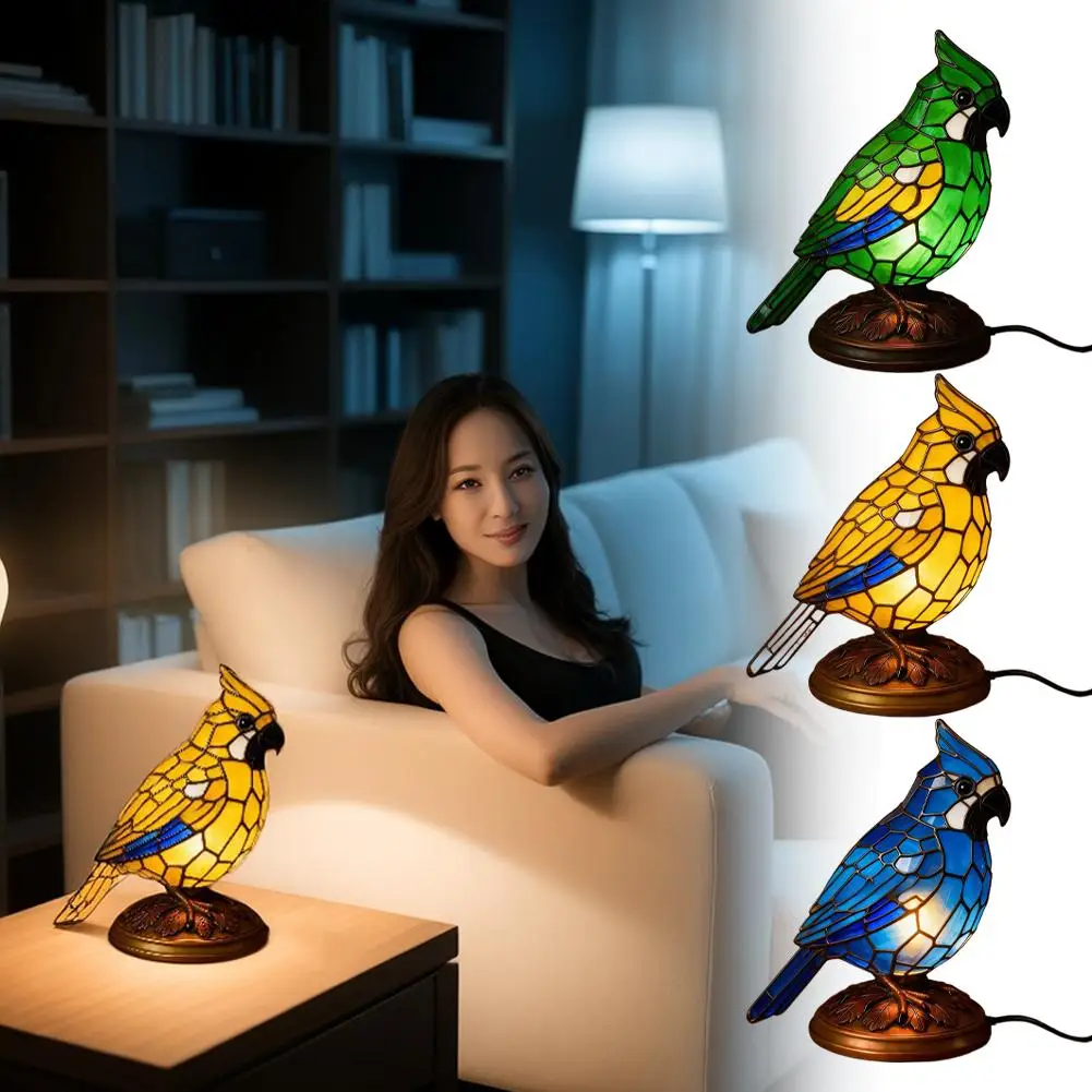 Lampe en vitrail faite à la main, lampe pour oiseaux cardinaux, veilleuse en résine faite à la main pour Table de chevet de noël ﻿