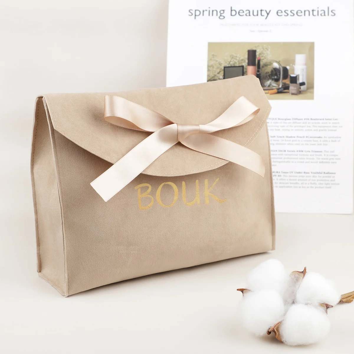 Custom logo makeup tools Lipstick Sunscreen Cream packaging velvet bag luxury envelope flap jewelry pouch for perfume