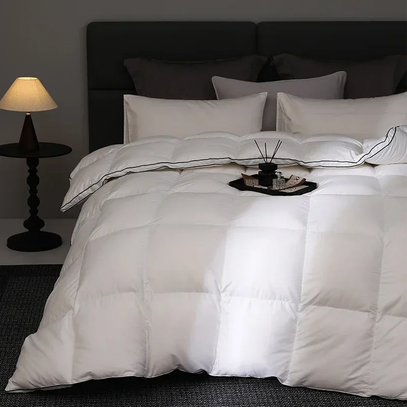 260x280cm Extra Large 95% White Goose Down Duvet Durable High Stitching Luxury Hotel Bedding