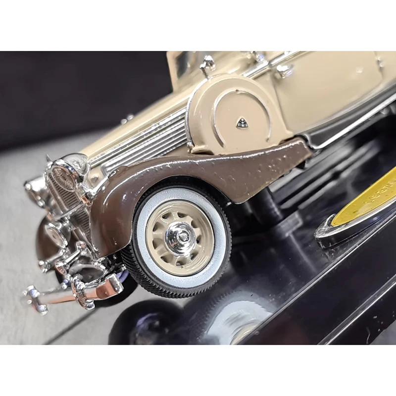 Paint Flaws Diecast 1:43 Scale 1937 SW Classic Car Alloy Vehicle Model Collection Decoration Boy Gift Toy Static Display