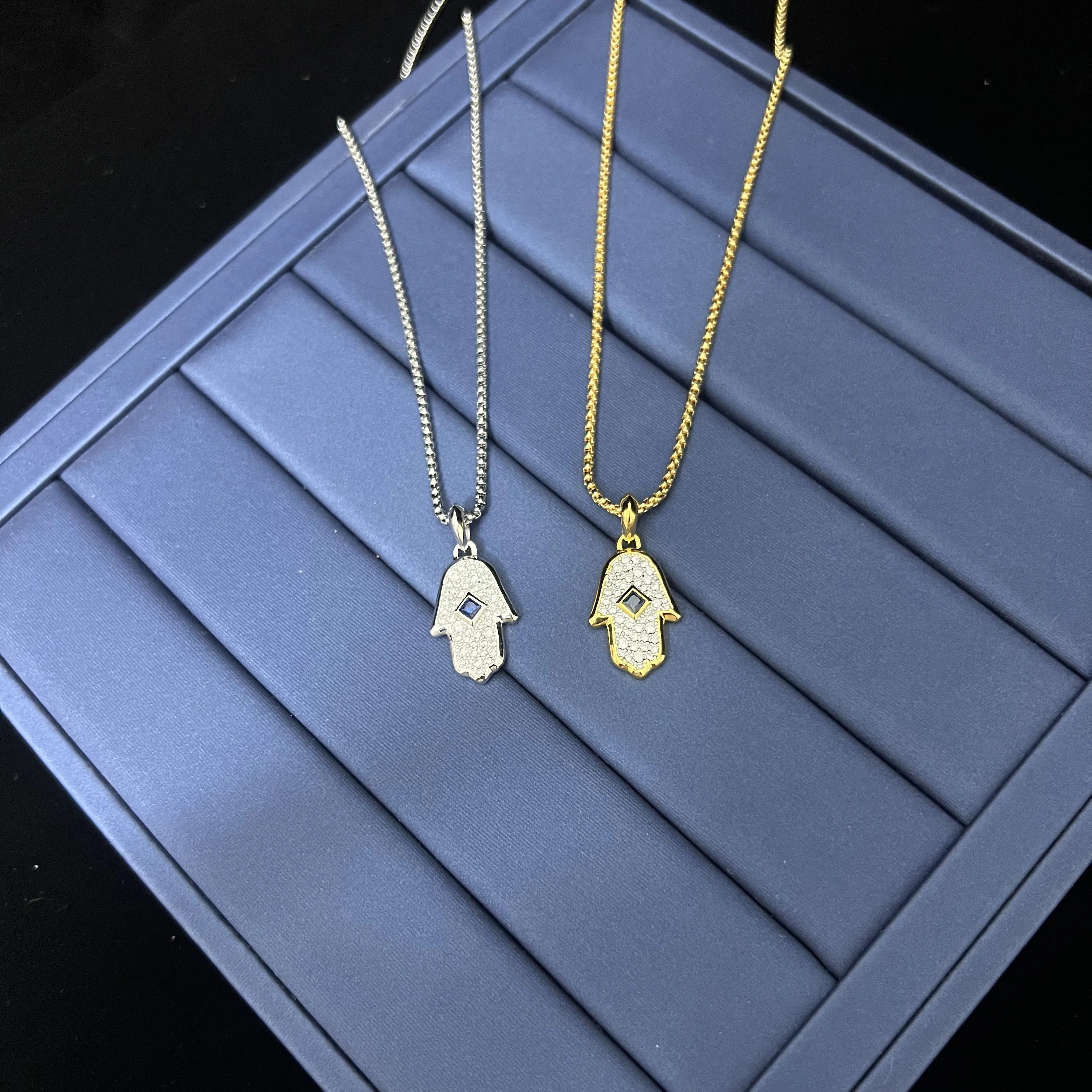 

Ожерелье из стерлингового серебра 925 пробы, новинка 2025, желтое мужское ожерелье с синими бриллиантами, нейтральный модный тренд, ретро-индивидуальные роскошные ювелирные изделия