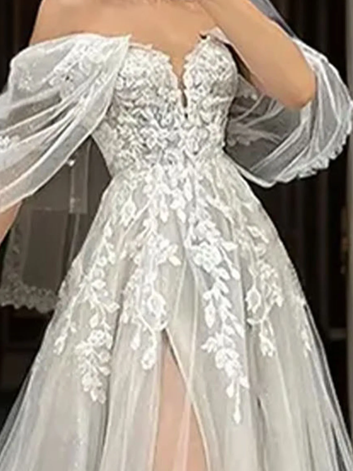 فستان زفاف أنيق عاري الكتفين من التل على شكل حرف a سويب تراين وأكمام قصيرة وكشكشة مزين 2025 مخصص مجاني