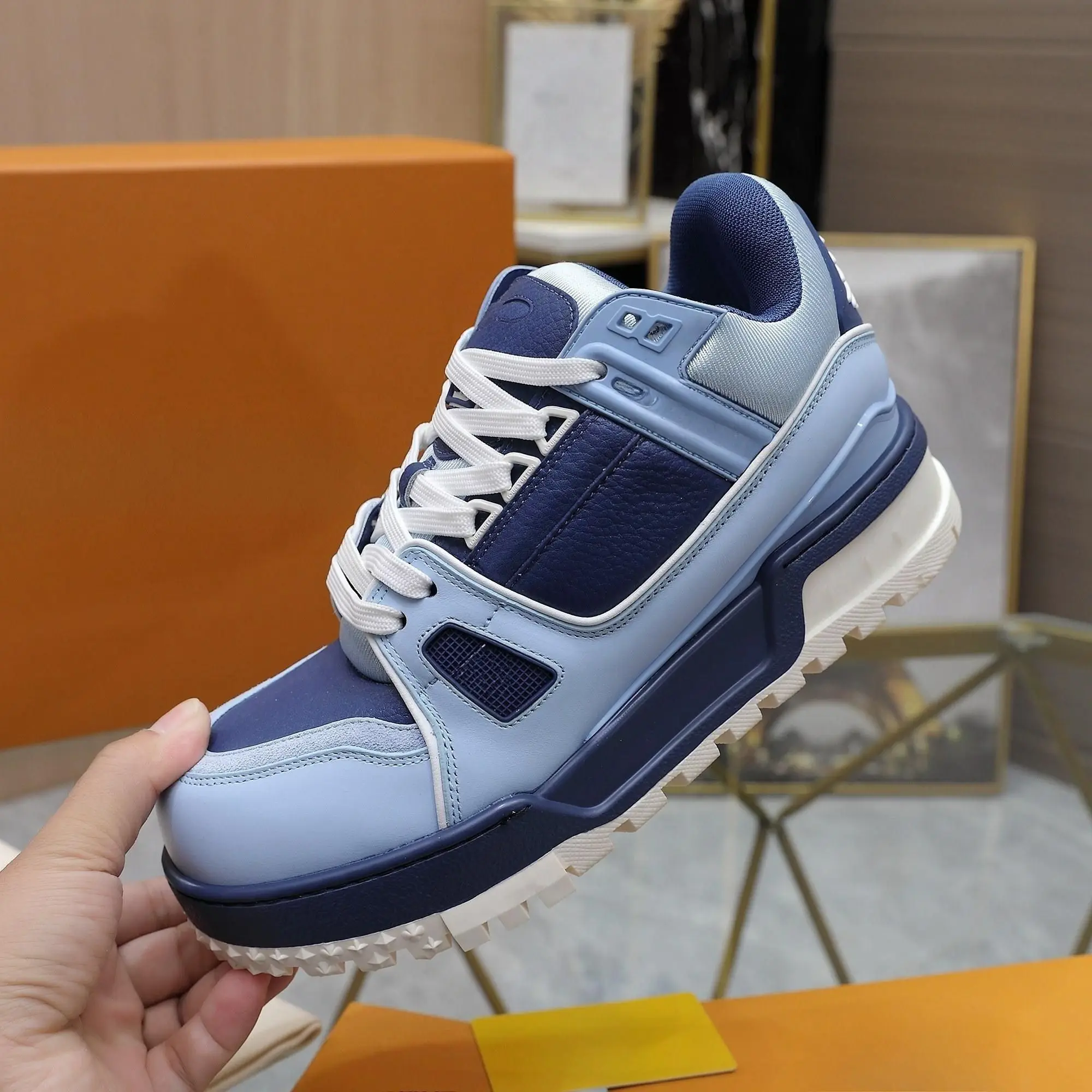 Unisex Two Tone Blue Skate Sneakers Faux Leather Splicing Lace Up Thick Rugged Sole Street Shoes