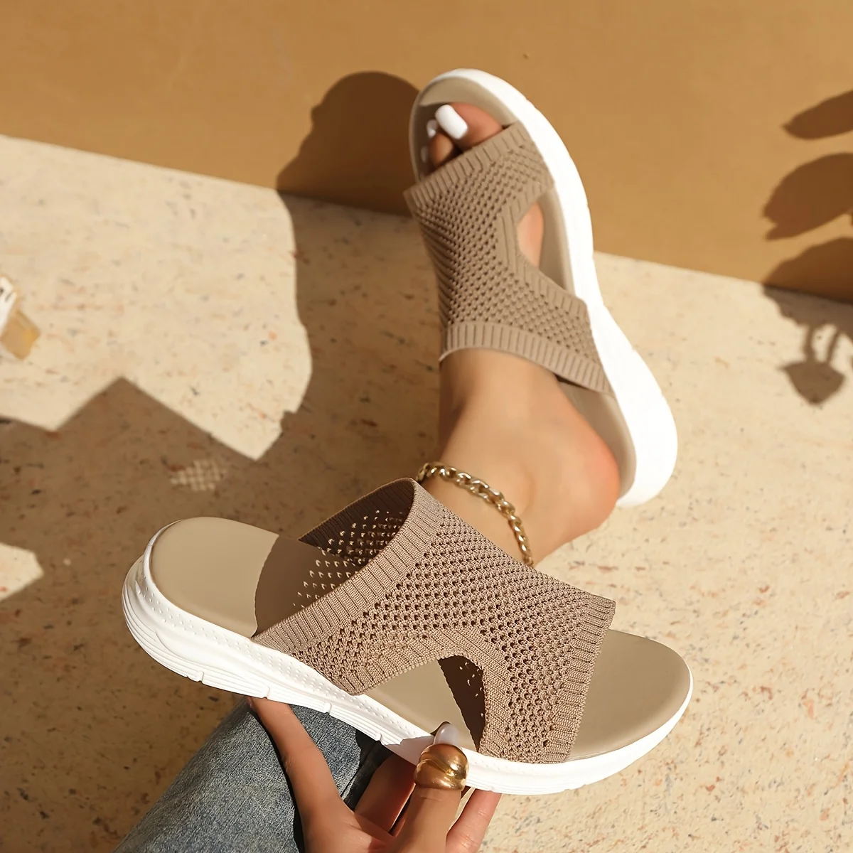 Thumbnail 4 - #21 Cheap Fish Toe Sandals Worth Buying