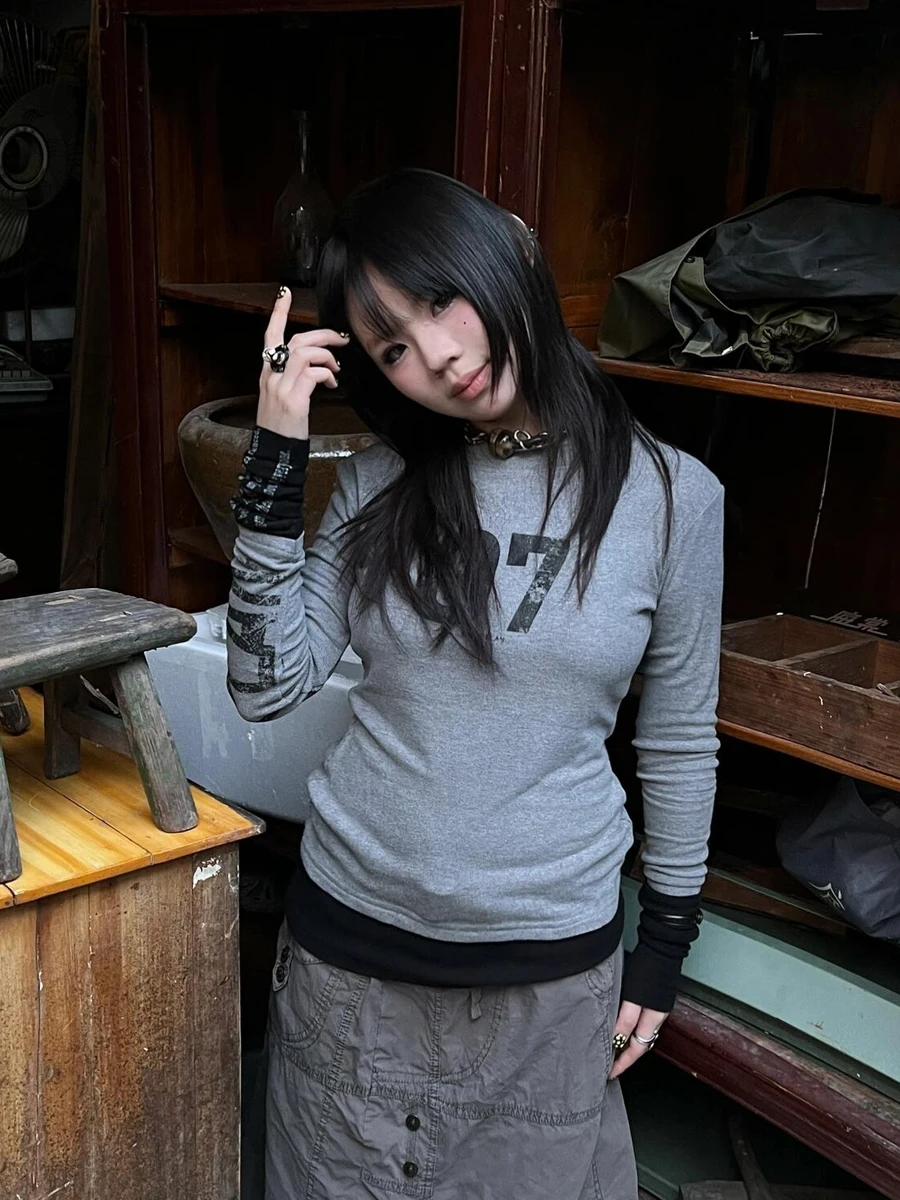 

Slim Fit Long Sve T-irt Women's Autumn Winter Street Sle Hot Girl round Ne Print Base irt Creative Pattern Faion...