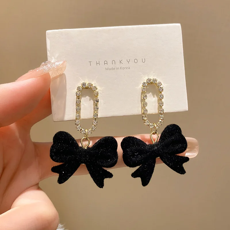 Elegant Black Velvet Cloth Bow Knot Drop Earrings for Women Korean Hollow Out Geometry Crystal Dangle Earrings Party Jewelry