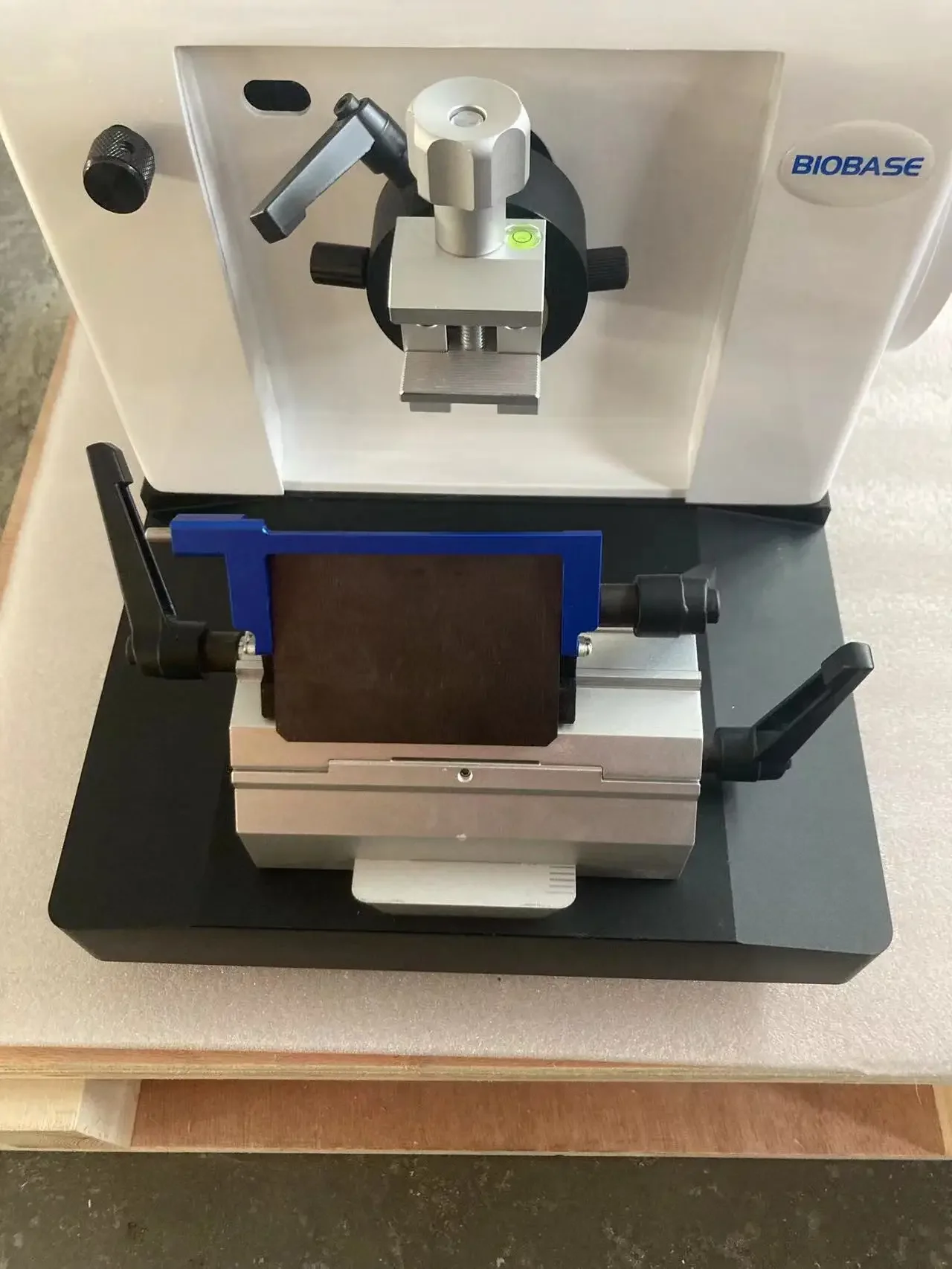 Manual Rotary Microtome 0~60μm sectioning/trimming high precision rotary microtome micro-drive Microtome