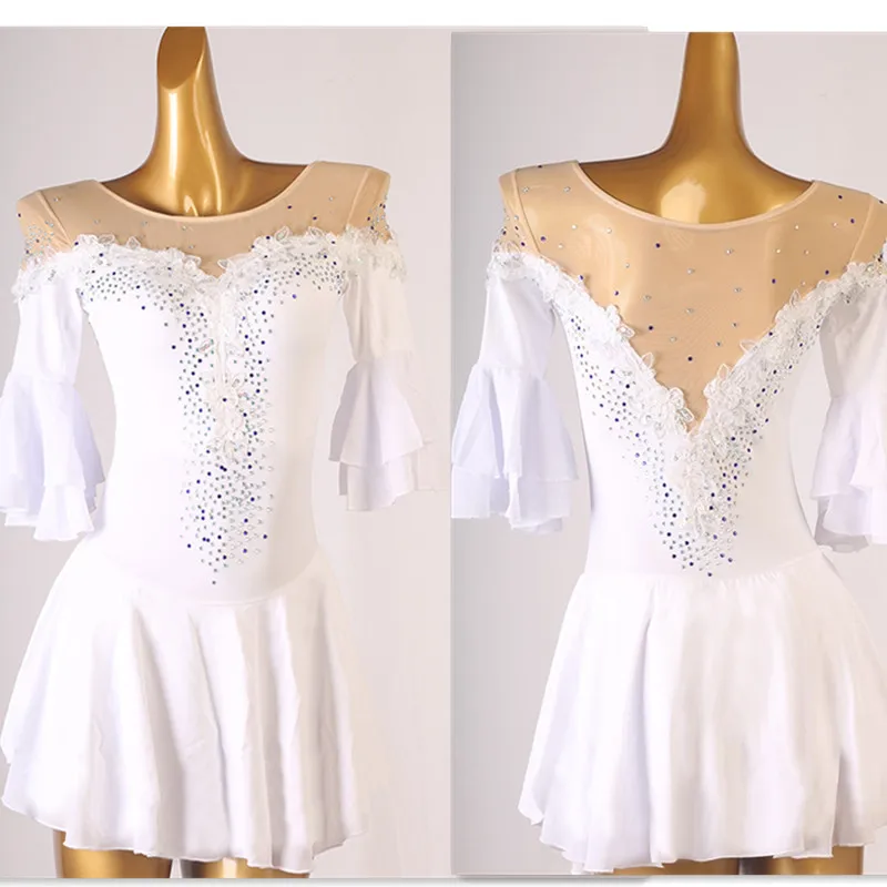 Robe de patinage artistique blanche pour femmes et filles, robe de patinage sur glace, cristal personnalisé, cires en biscuits