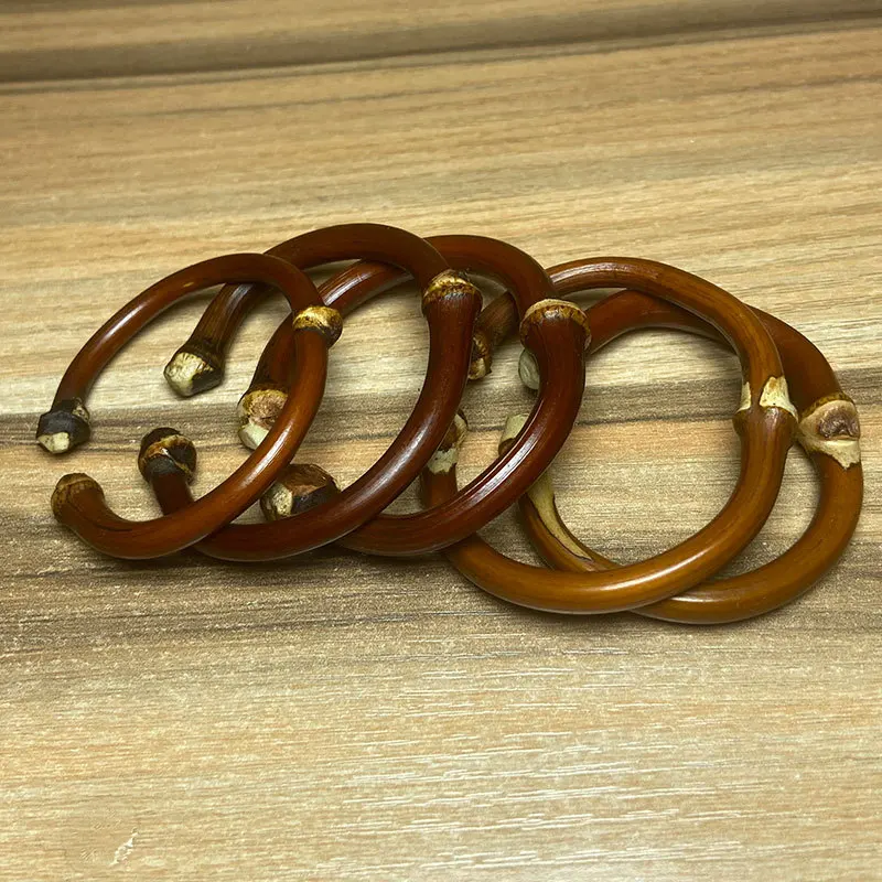 Small circular children's chicken blood vine bracelet with open joints, solid wood ring, handmade accessories, and decorative pi