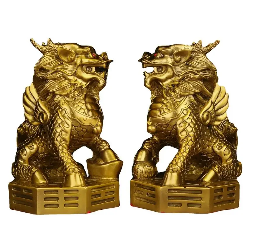 A pair of pure brass Kirin ornaments, large size Kirin stepping on the Eight Trigrams Kirin handicrafts, gifts, home ornaments