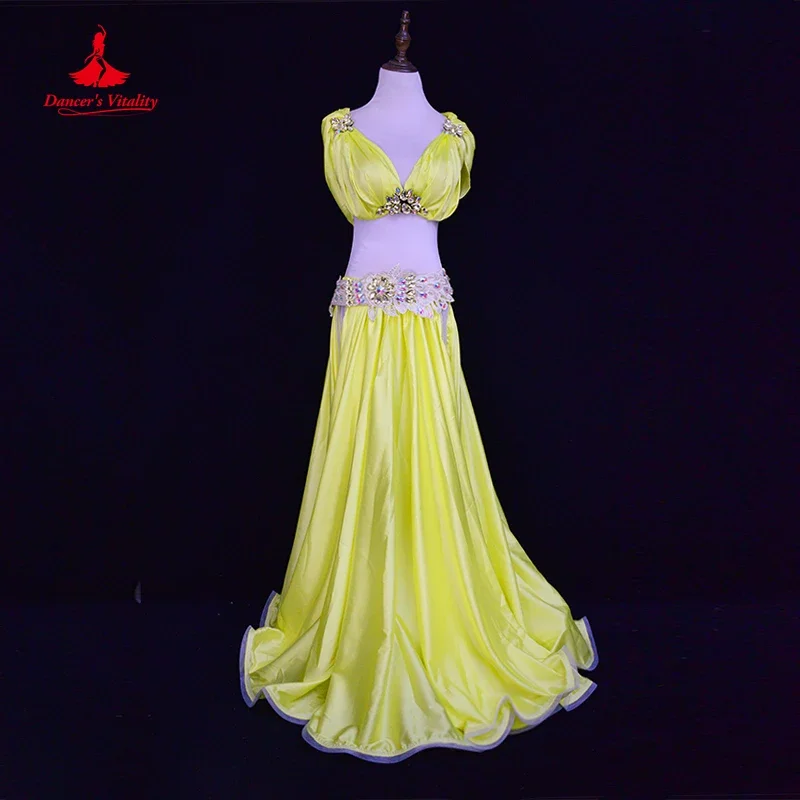 Traje de danza del vientre para mujer, conjunto de ropa de rendimiento, falda Swing grande dividida, sujetador de satén, ropa de competición de gama alta, ropa de Baile Oriental