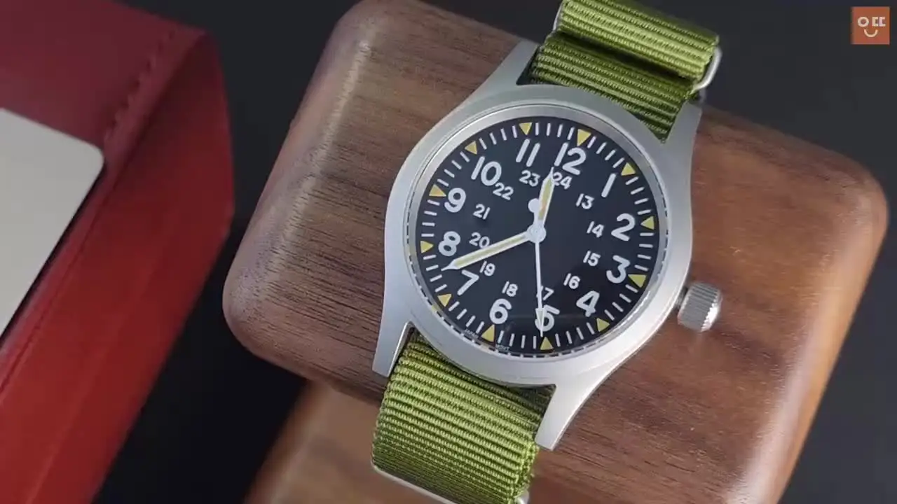 Militado ML05 38 ミリメートルミリタリーフィールドウォッチ VH31