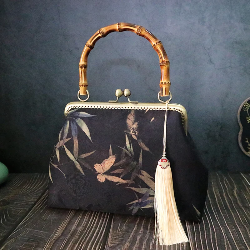 

New Chinese Sle Handmade Tassel Handbag Bamboo Node Wings Design Flag Dr Matching Artistic Flowing Tassel Hand...