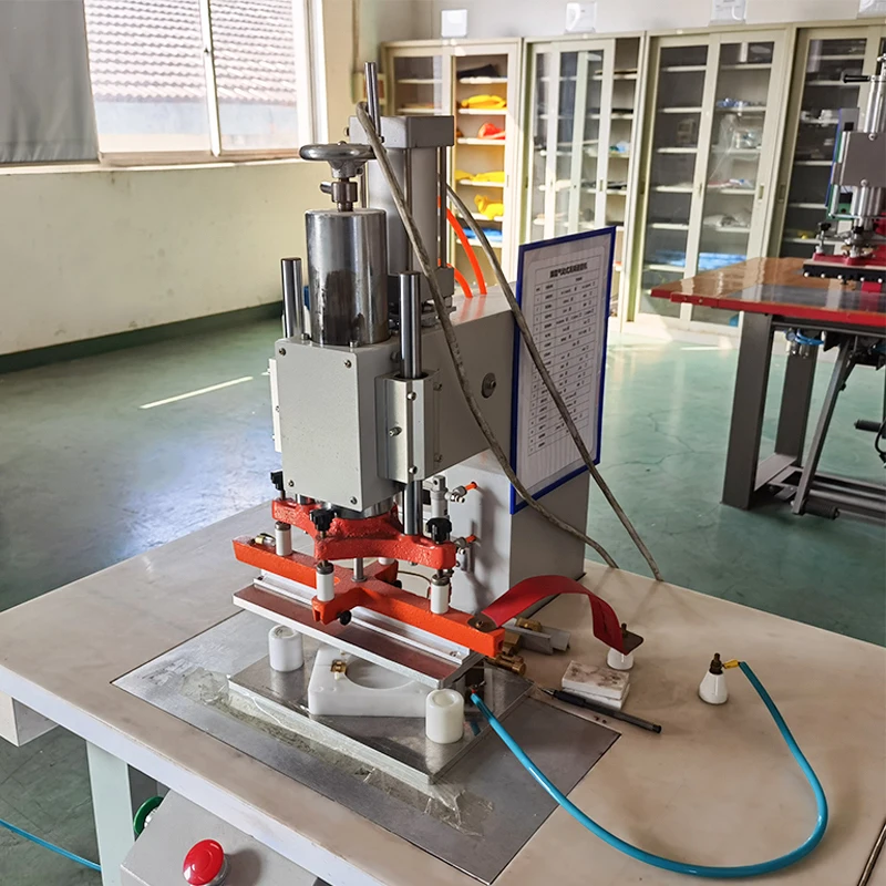 8 kw High Frequency Plastic Leather Embossing Stamping Welding Machine for Leather Shoes Upper Embossing / Mat Embossing