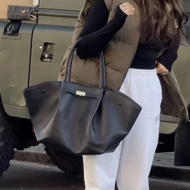 MEDIOW Sacs fourre-tout vintage pour femmes Sacs à main et sacs à main de créateurs de luxe 2024 Nouveau en PU Boucle de ceinture Décoration Poignée supérieure Grande capacité Sac à bandoulière sous les bras