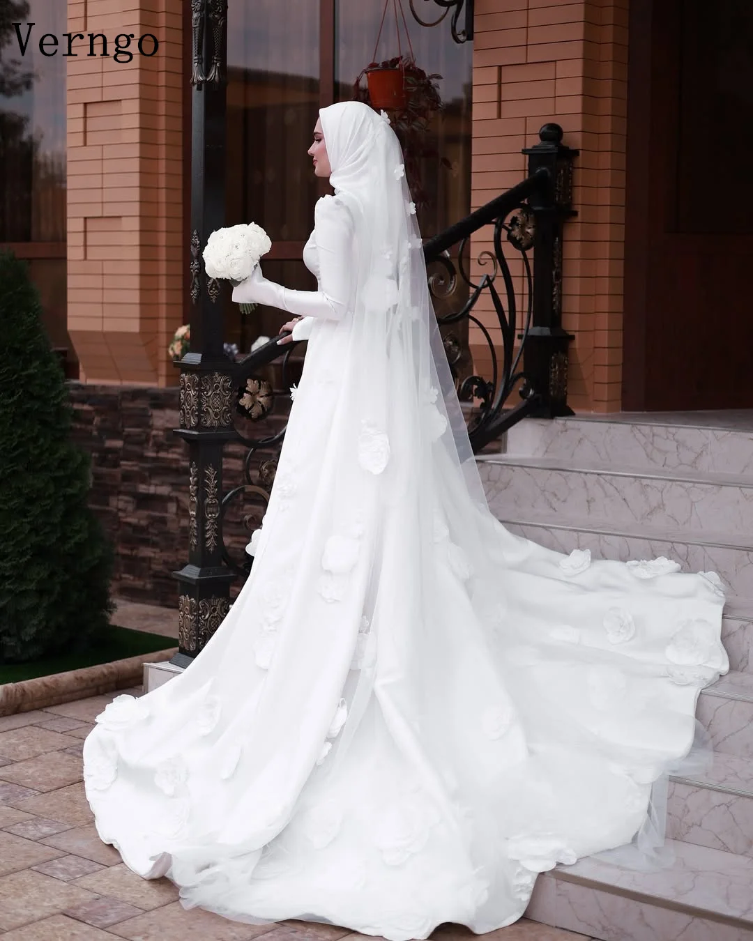 فستان زفاف Verngo أنيق من الساتان ثلاثي الأبعاد برقبة عالية وأكمام طويلة زي العرائس فساتين عروس متواضعة مخصصة