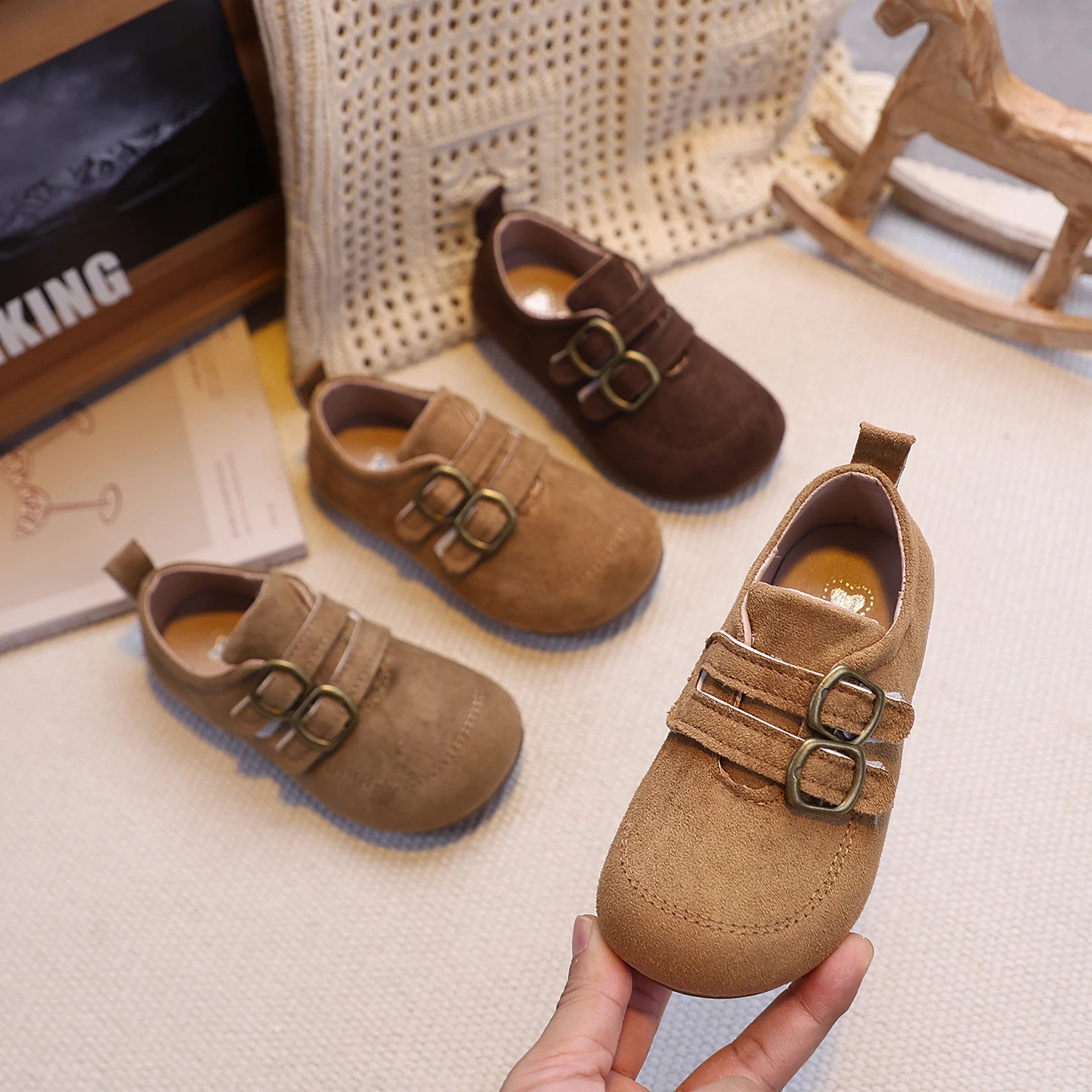 Autumn Kids Flat Shoes Suede Retro Style Hook-loop Children Loafers Suede Pure Color Casual Daily Unisex Boys Girls Shoe 21-33