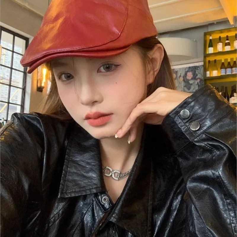 

Leather front hat female autumn winter retro display face small peaked cap personality beret painter