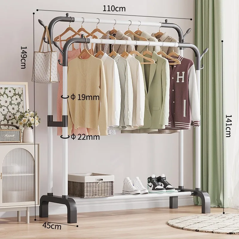 Arara de Roupa de Chão com Estrutura Metálica Robusta, Prateleira para Sapatos e Ganchos Laterais para Casa, Quarto e Apartamento de Aluguel