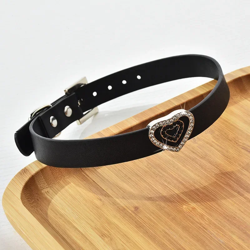 

Star-style necklace, high-end and light luxury heart-shaped zircon black leather neckline necklace, interesting collar